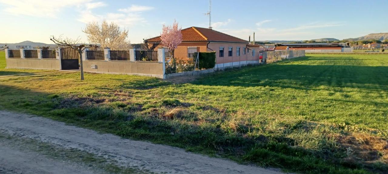 La Espiga Vila Valladolid Exterior foto